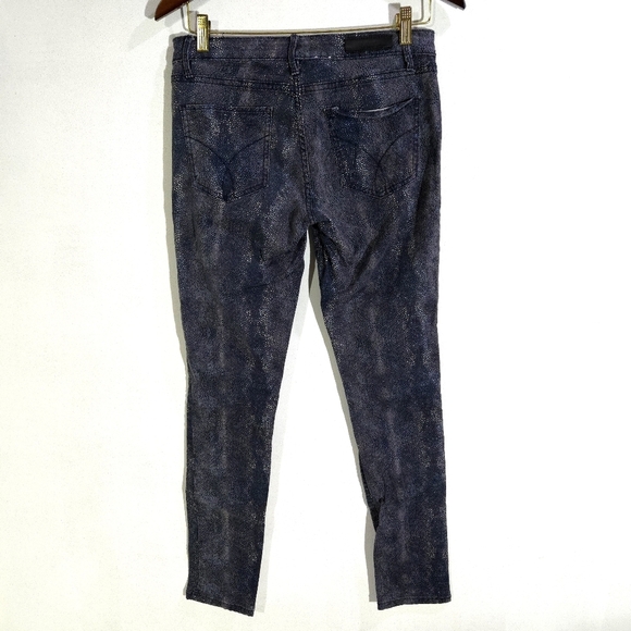Calvin Klein | Grey Snake Skin Pattern Women's Jeans - Picture 6 of 12